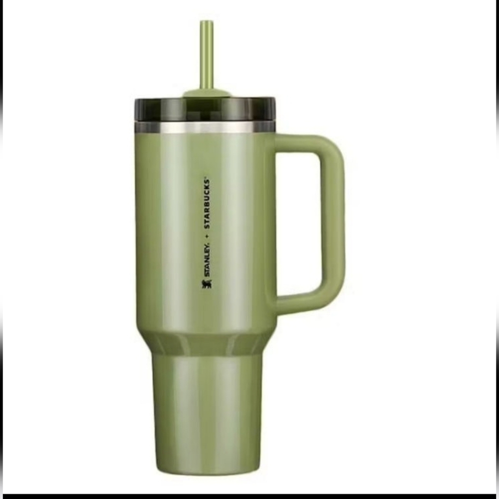 Starbucks x Stanley Ltd. Edition 2025 Large Quencher - Picture 2 of 8